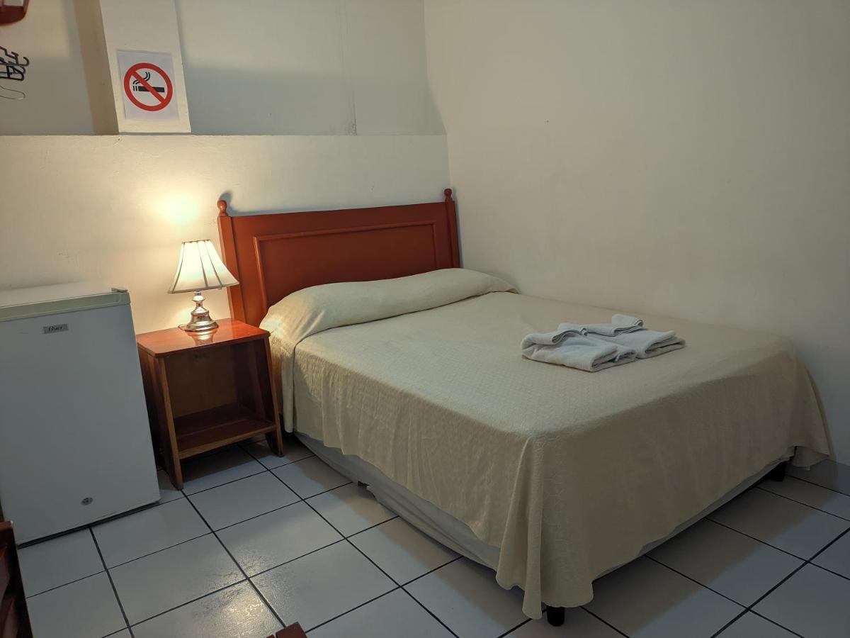 Hotel San Jose De La Montana San Salvador Bagian luar foto